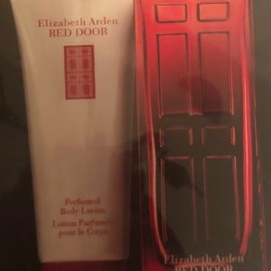 Elizabeth Arden Red Door Set 3.3 oz.